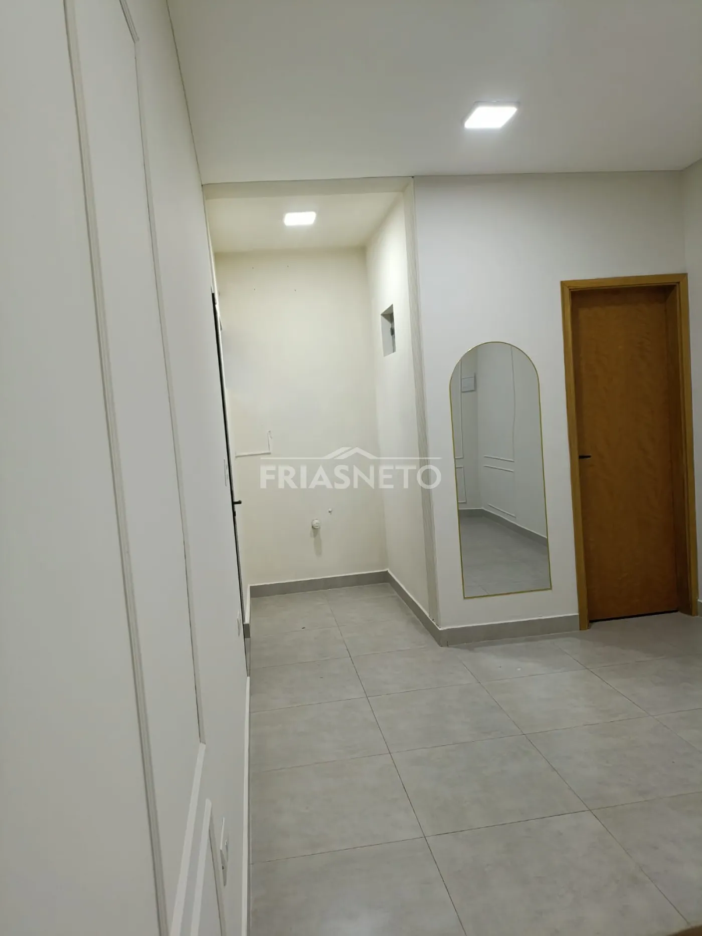 Alugar Comercial / Sala em Piracicaba R$ 1.050,00 - Foto 12