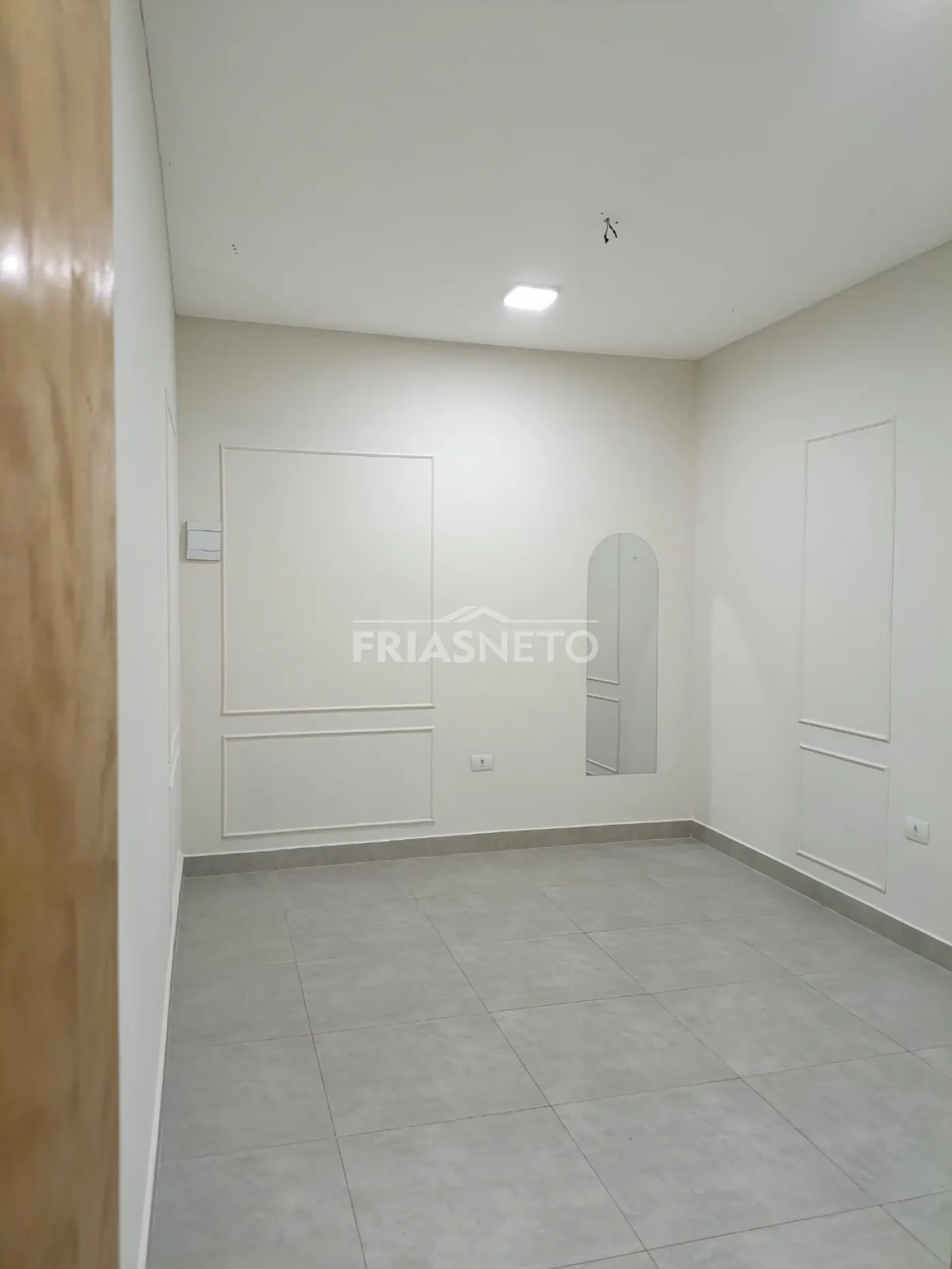 Alugar Comercial / Sala em Piracicaba R$ 1.050,00 - Foto 13