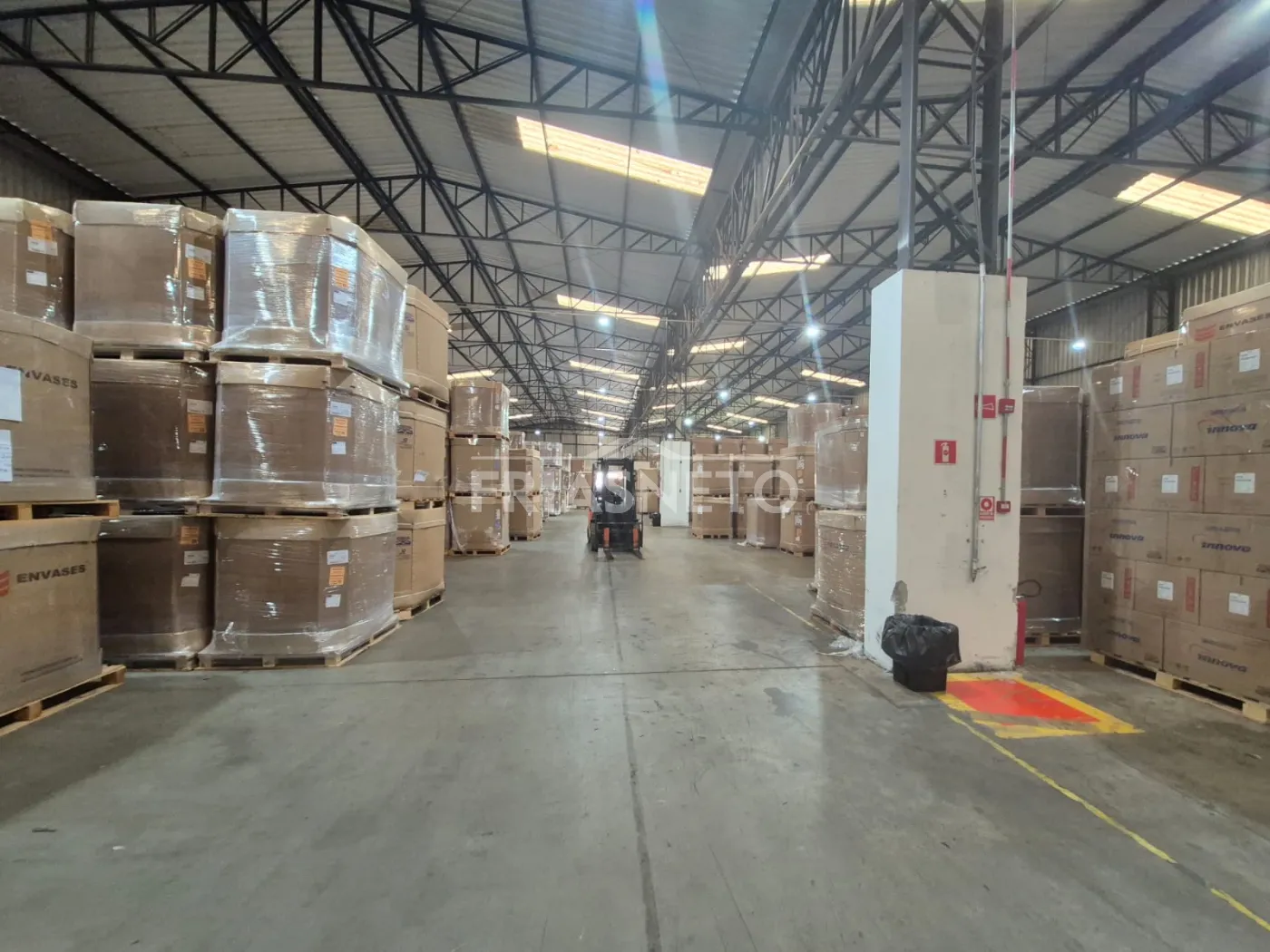 Alugar Comercial / Galp&atilde;o em Itatiba R$ 40.000,00 - Foto 5