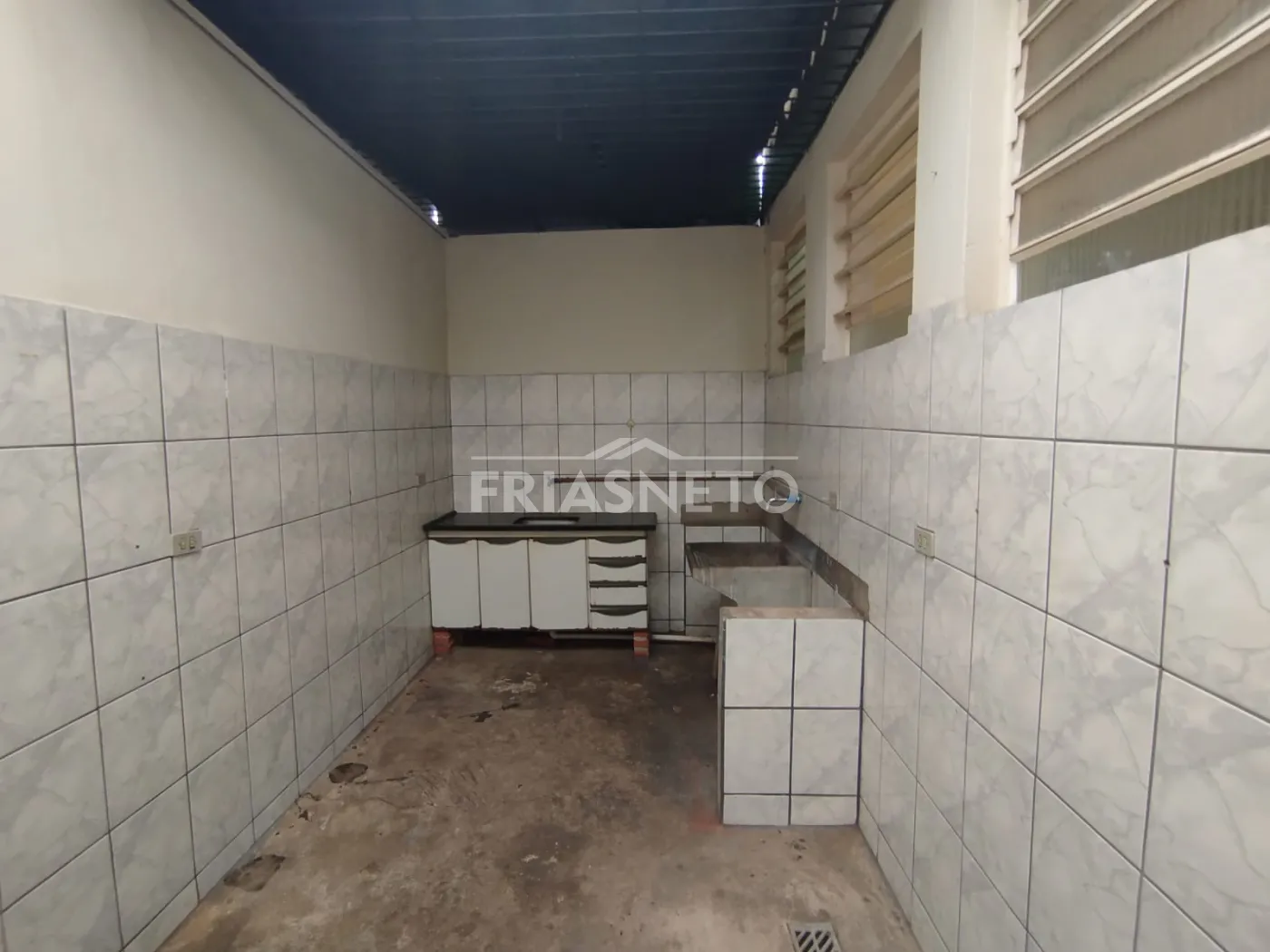 Alugar Comercial / Sal&atilde;o em Piracicaba R$ 1.700,00 - Foto 6