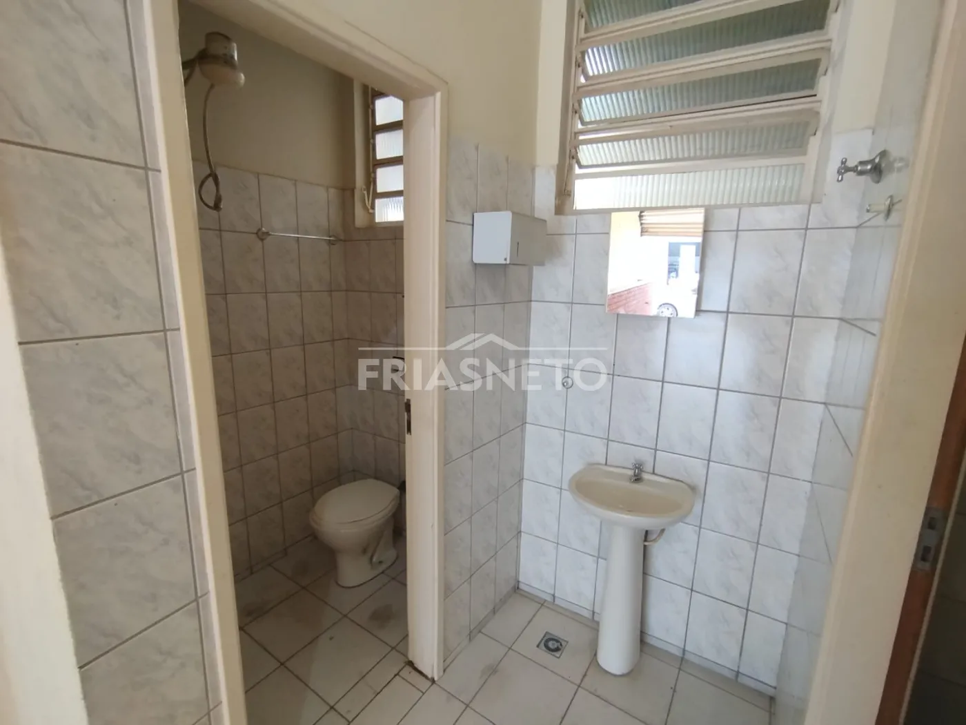 Alugar Comercial / Sal&atilde;o em Piracicaba R$ 1.700,00 - Foto 7