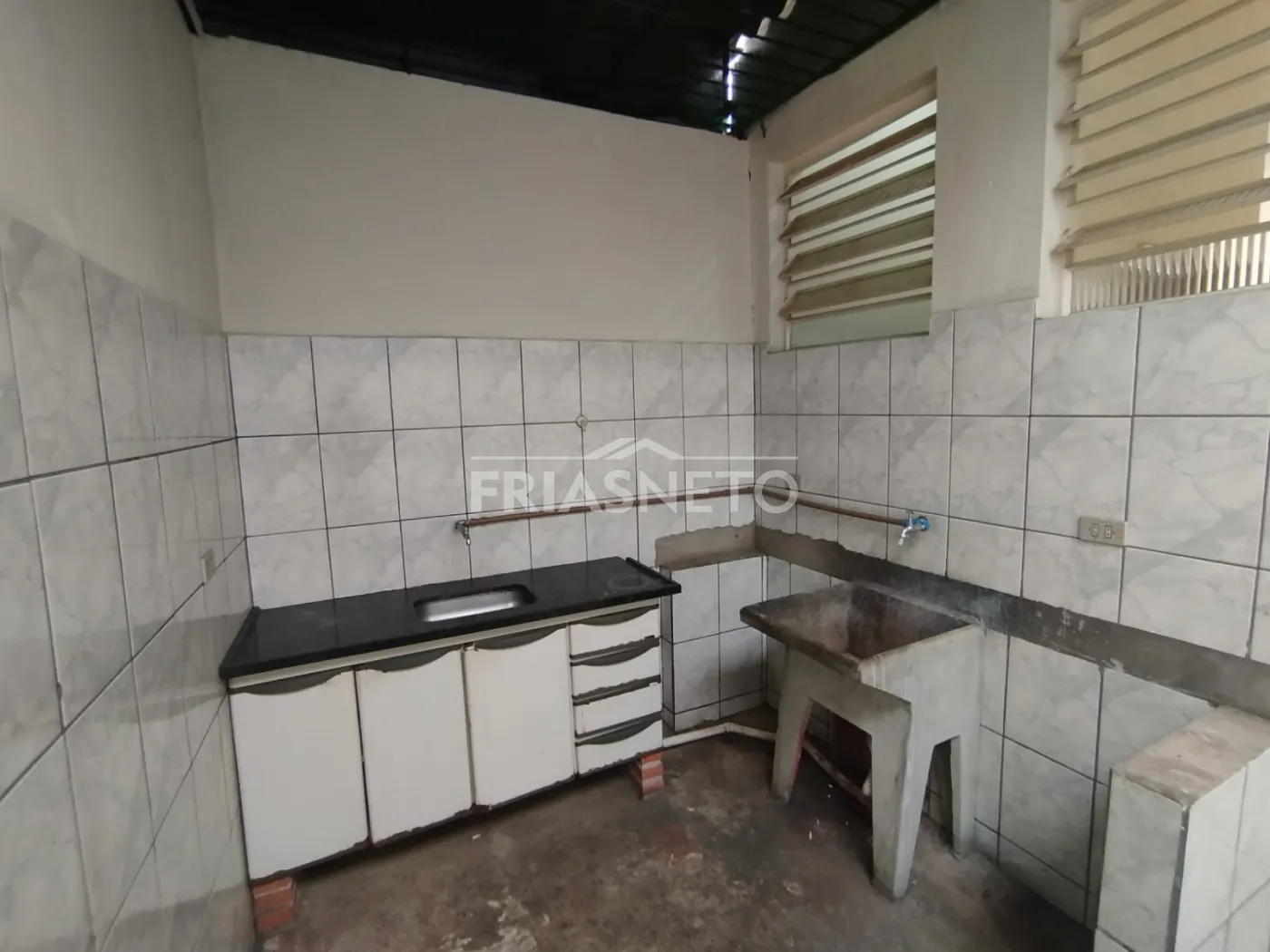 Alugar Comercial / Sal&atilde;o em Piracicaba R$ 1.700,00 - Foto 9