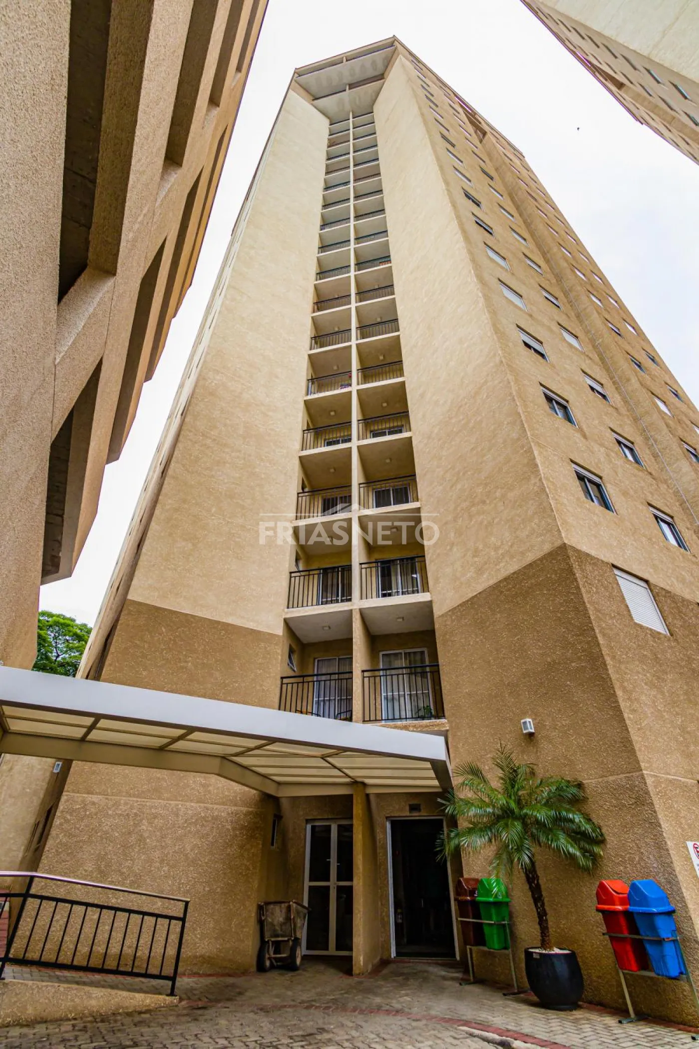 Alugar Residencial / Apartamento em Piracicaba R$ 1.300,00 - Foto 1