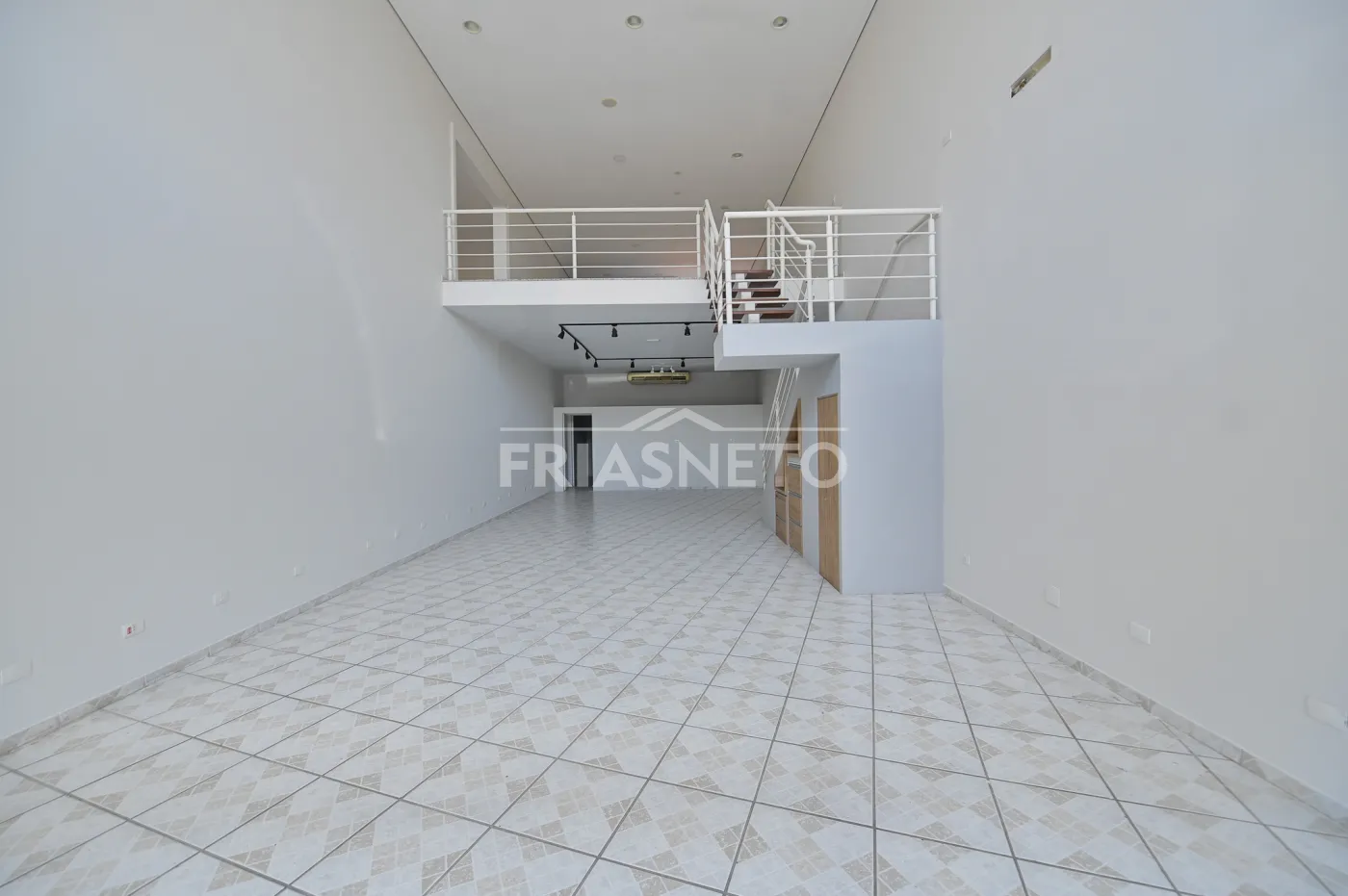 Comprar Comercial / Sal&atilde;o em Piracicaba - Foto 4