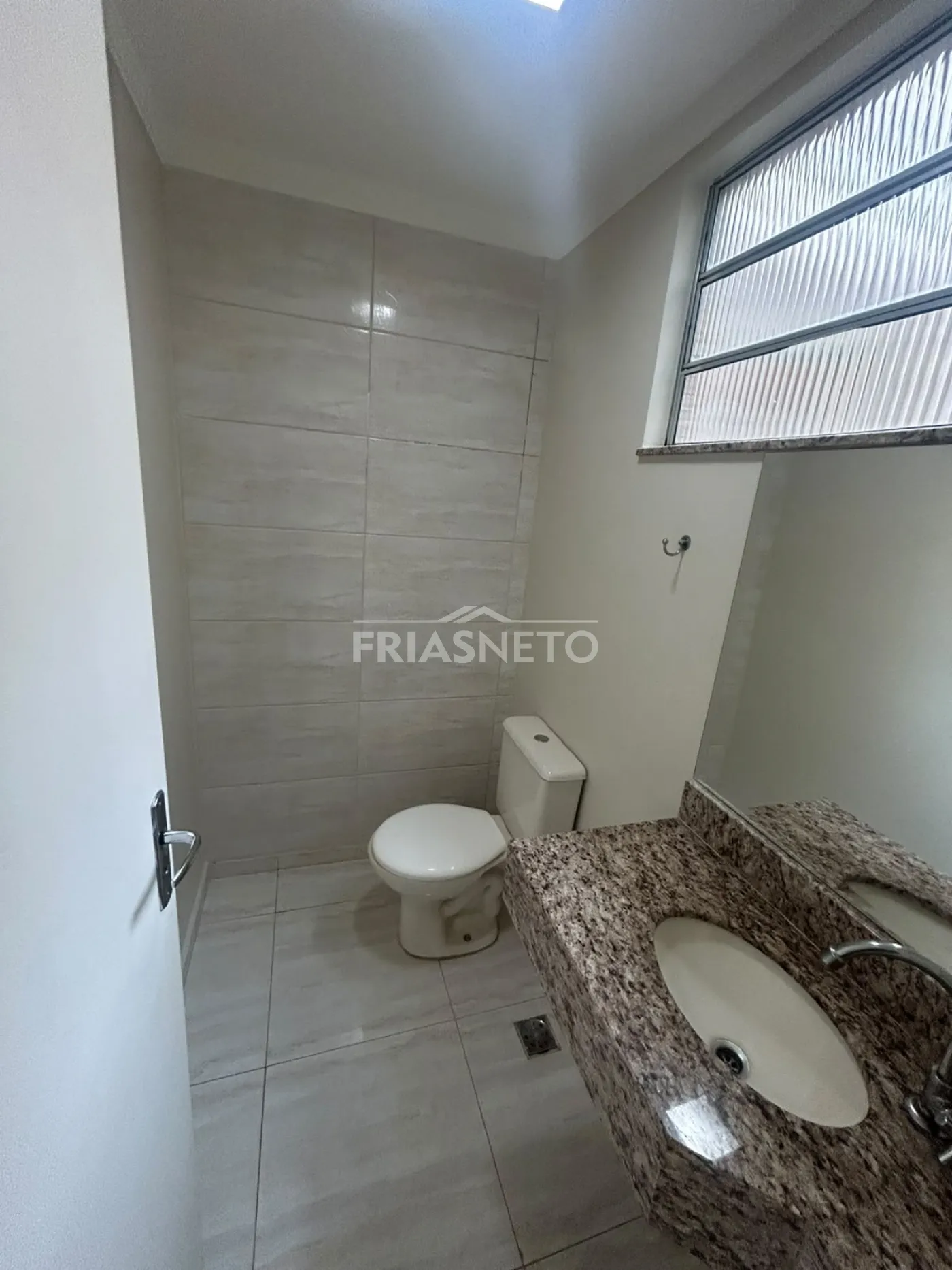 Alugar Comercial / Sala em Piracicaba R$ 1.100,00 - Foto 6