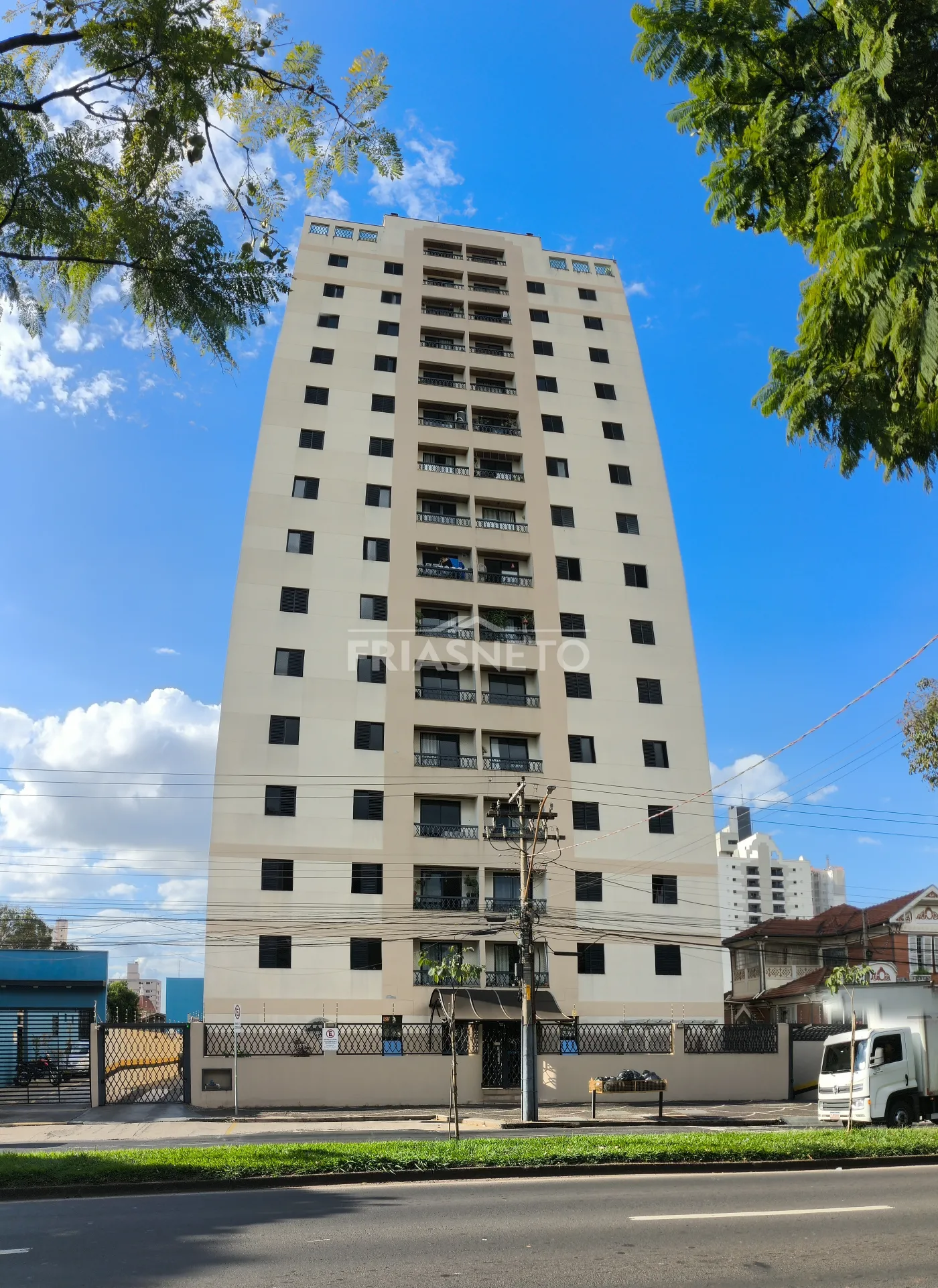 Comprar Residencial / Apartamento em Piracicaba R$ 375.000,00 - Foto 1