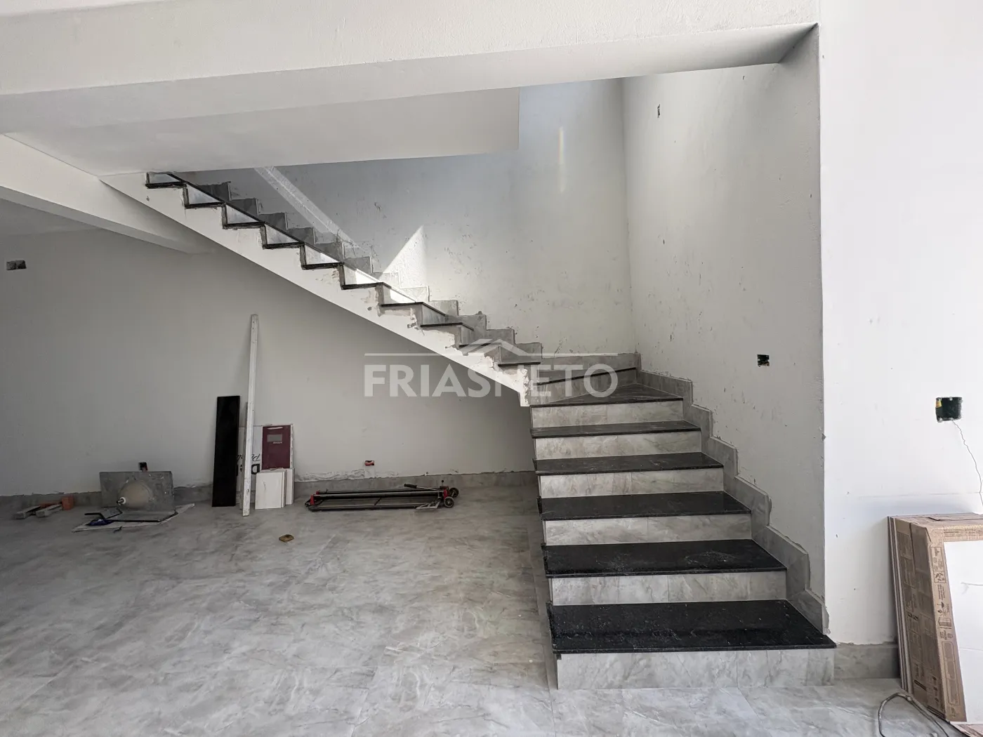 Alugar Comercial / Sal&atilde;o em Piracicaba R$ 10.000,00 - Foto 13