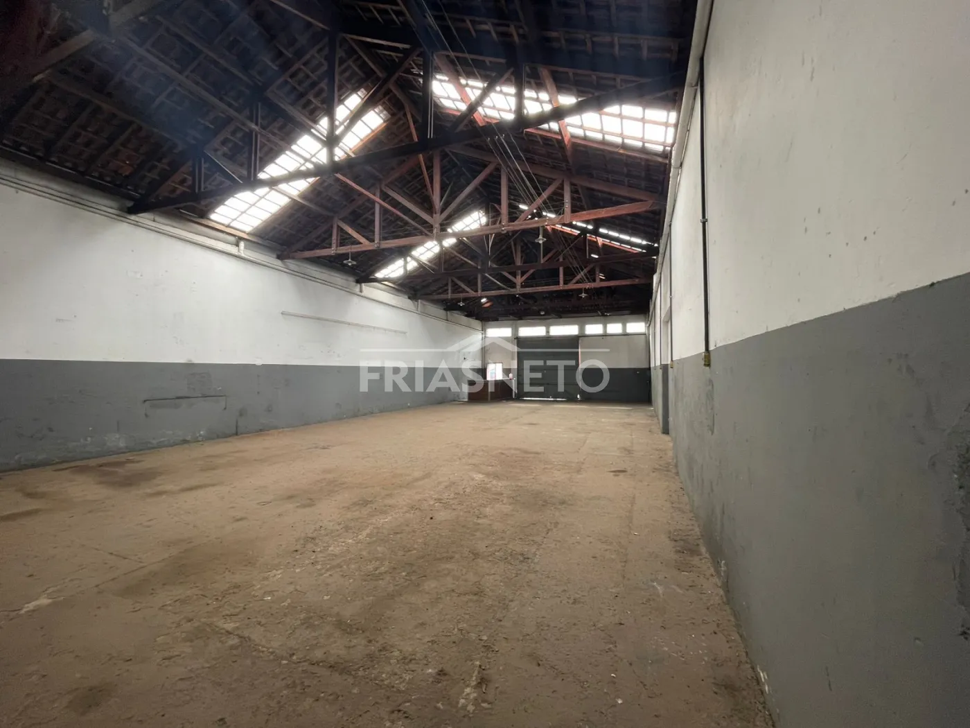 Alugar Comercial / Galp&atilde;o em Piracicaba R$ 4.000,00 - Foto 2