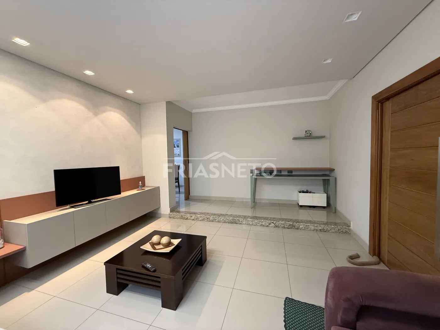 Comprar Residencial / Casa em Piracicaba R$ 950.000,00 - Foto 6