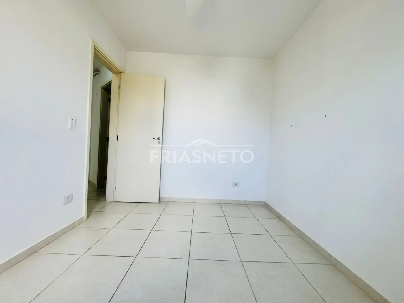 Comprar Residencial / Apartamento em Piracicaba R$ 360.000,00 - Foto 2