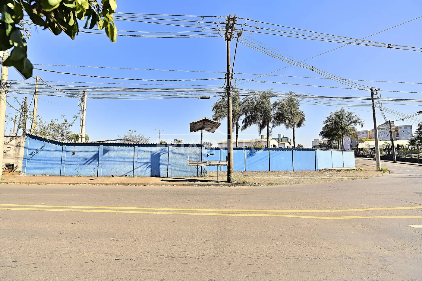 Alugar Comercial / Sal&atilde;o em Piracicaba R$ 15.000,00 - Foto 2