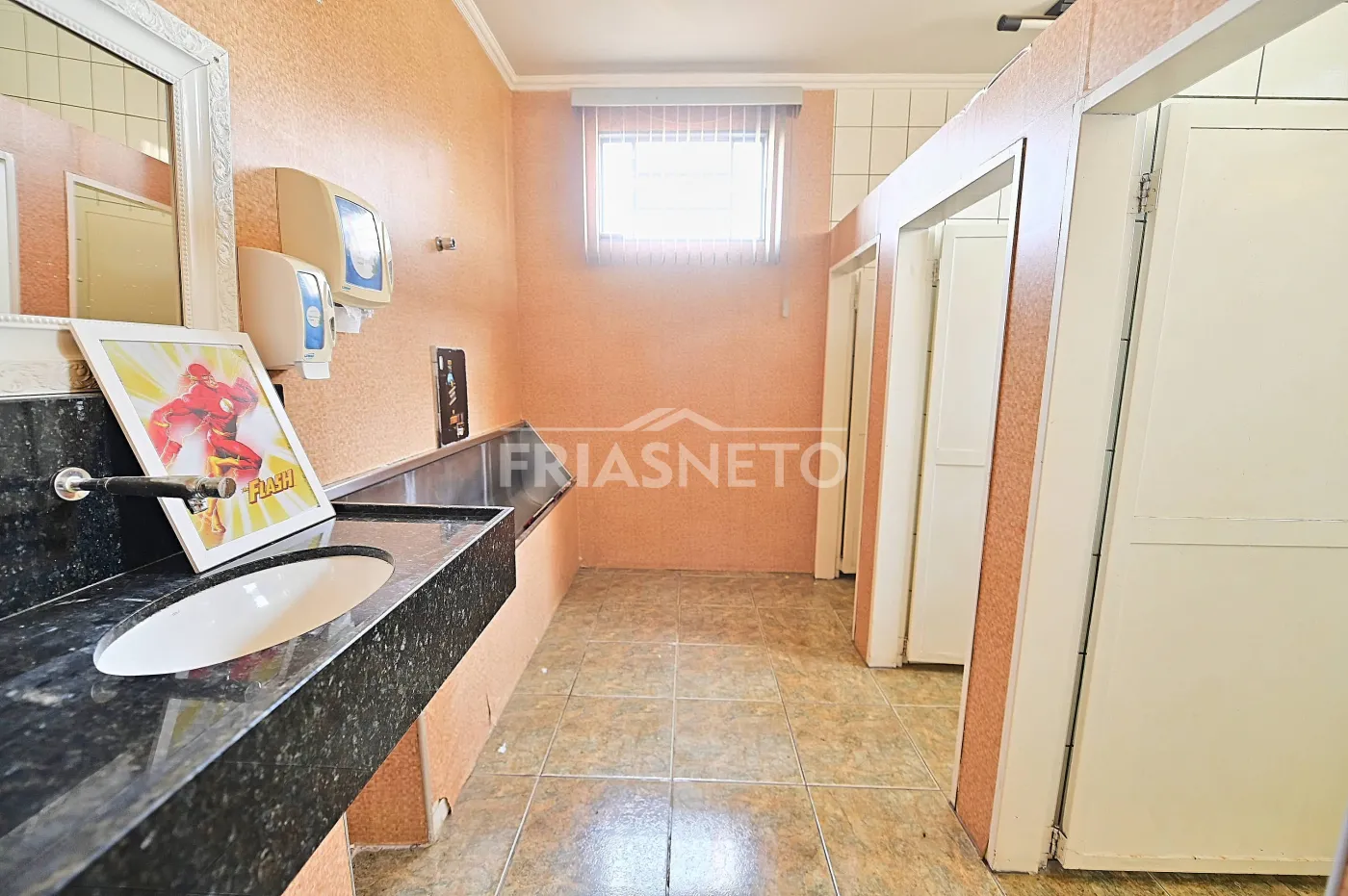 Alugar Comercial / Sal&atilde;o em Piracicaba R$ 15.000,00 - Foto 16