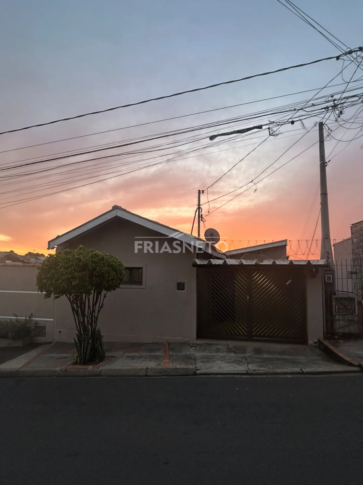 Alugar Residencial / Casa em Piracicaba R$ 1.700,00 - Foto 1