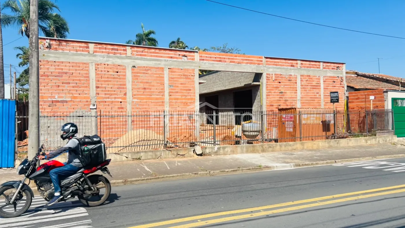 Alugar Comercial / Sal&atilde;o em Piracicaba R$ 3.500,00 - Foto 3