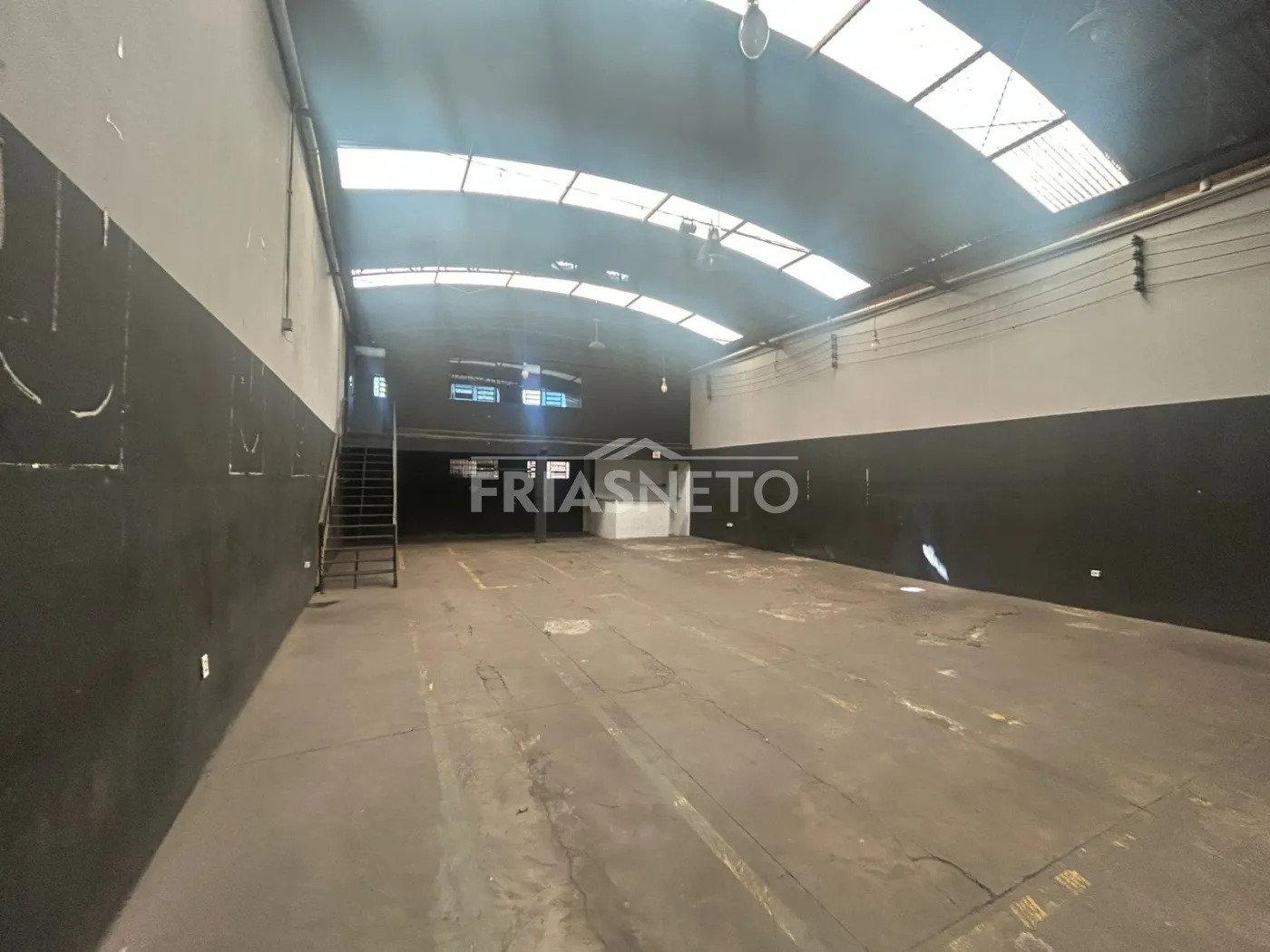 Alugar Comercial / Galp&atilde;o em Piracicaba R$ 3.900,00 - Foto 5