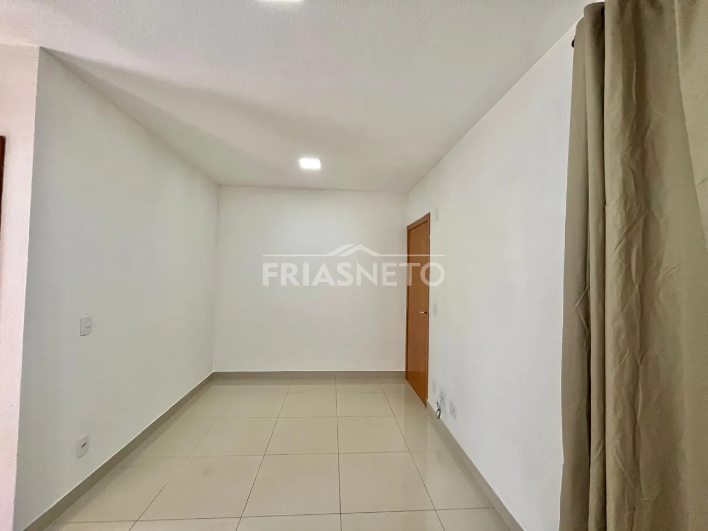 Alugar Residencial / Apartamento em Piracicaba R$ 1.000,00 - Foto 2