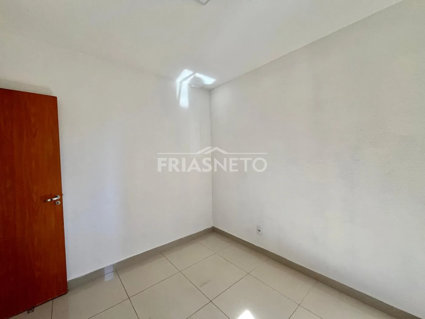 Alugar Residencial / Apartamento em Piracicaba R$ 1.000,00 - Foto 10