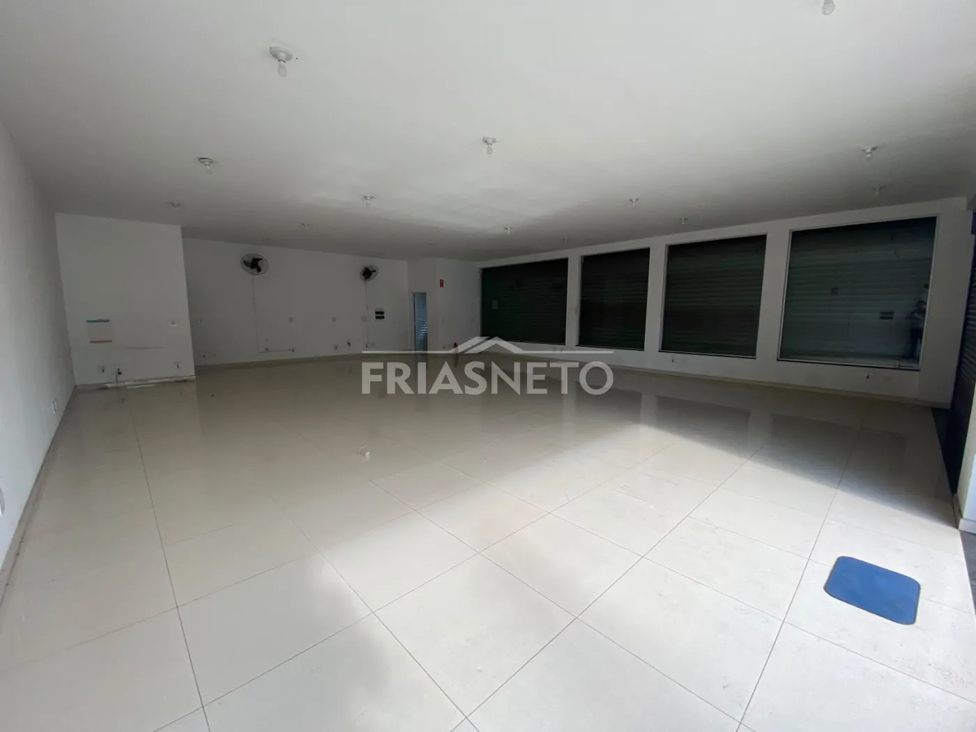 Alugar Comercial / Sal&atilde;o em Piracicaba R$ 4.500,00 - Foto 4