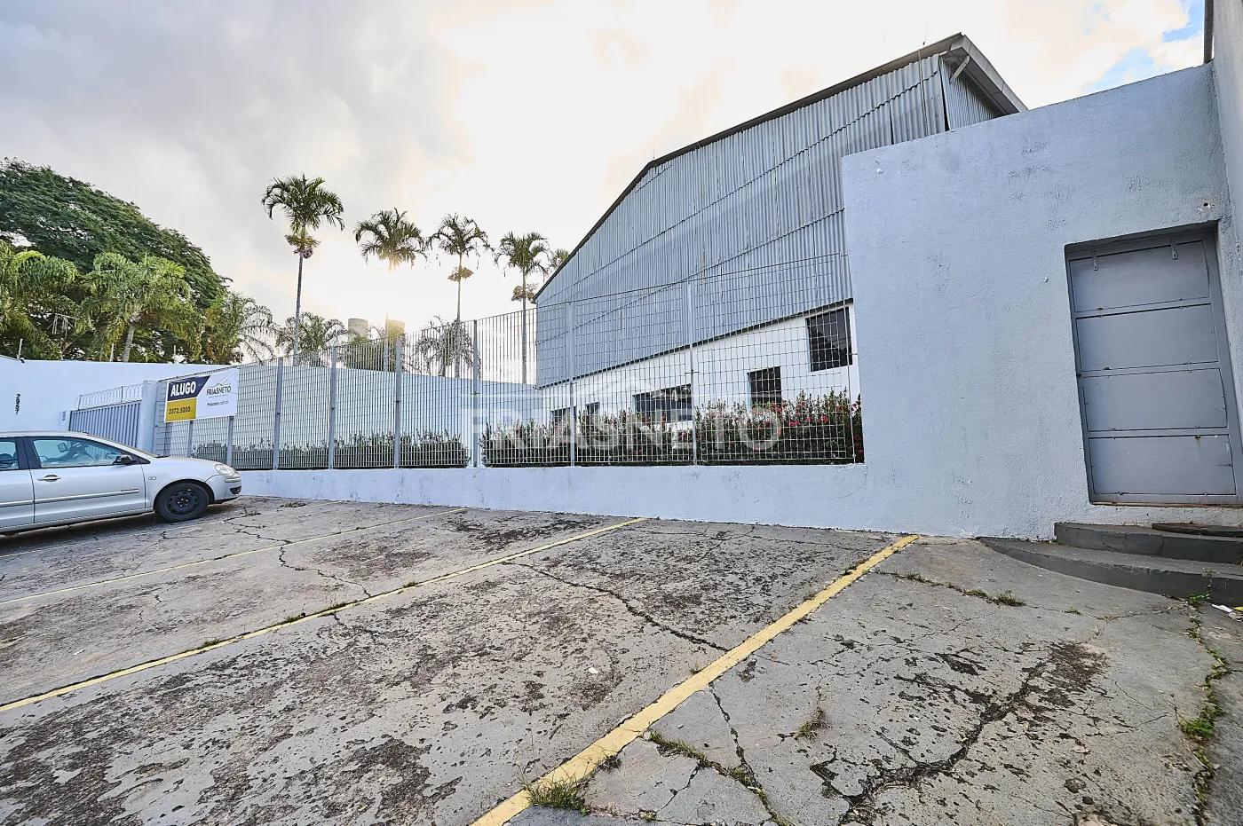 Alugar Comercial / Galp&atilde;o em Piracicaba R$ 20.000,00 - Foto 4