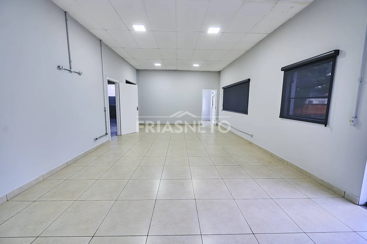 Alugar Comercial / Galp&atilde;o em Piracicaba R$ 20.000,00 - Foto 7