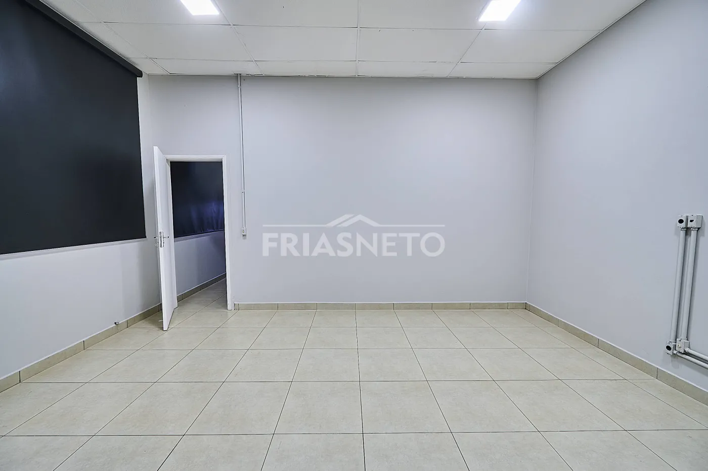 Alugar Comercial / Galp&atilde;o em Piracicaba R$ 20.000,00 - Foto 19