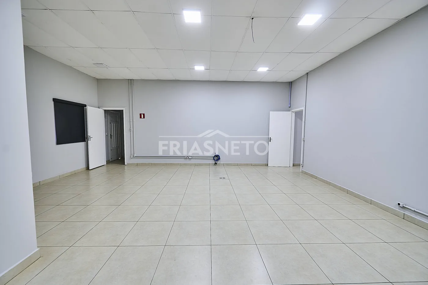 Alugar Comercial / Galp&atilde;o em Piracicaba R$ 20.000,00 - Foto 25