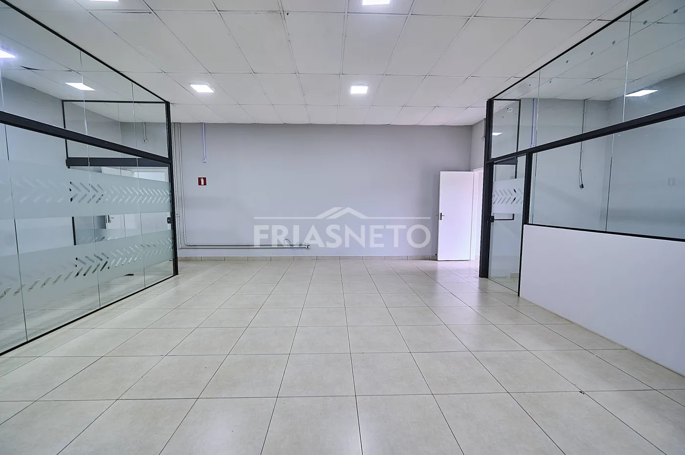 Alugar Comercial / Galp&atilde;o em Piracicaba R$ 20.000,00 - Foto 29