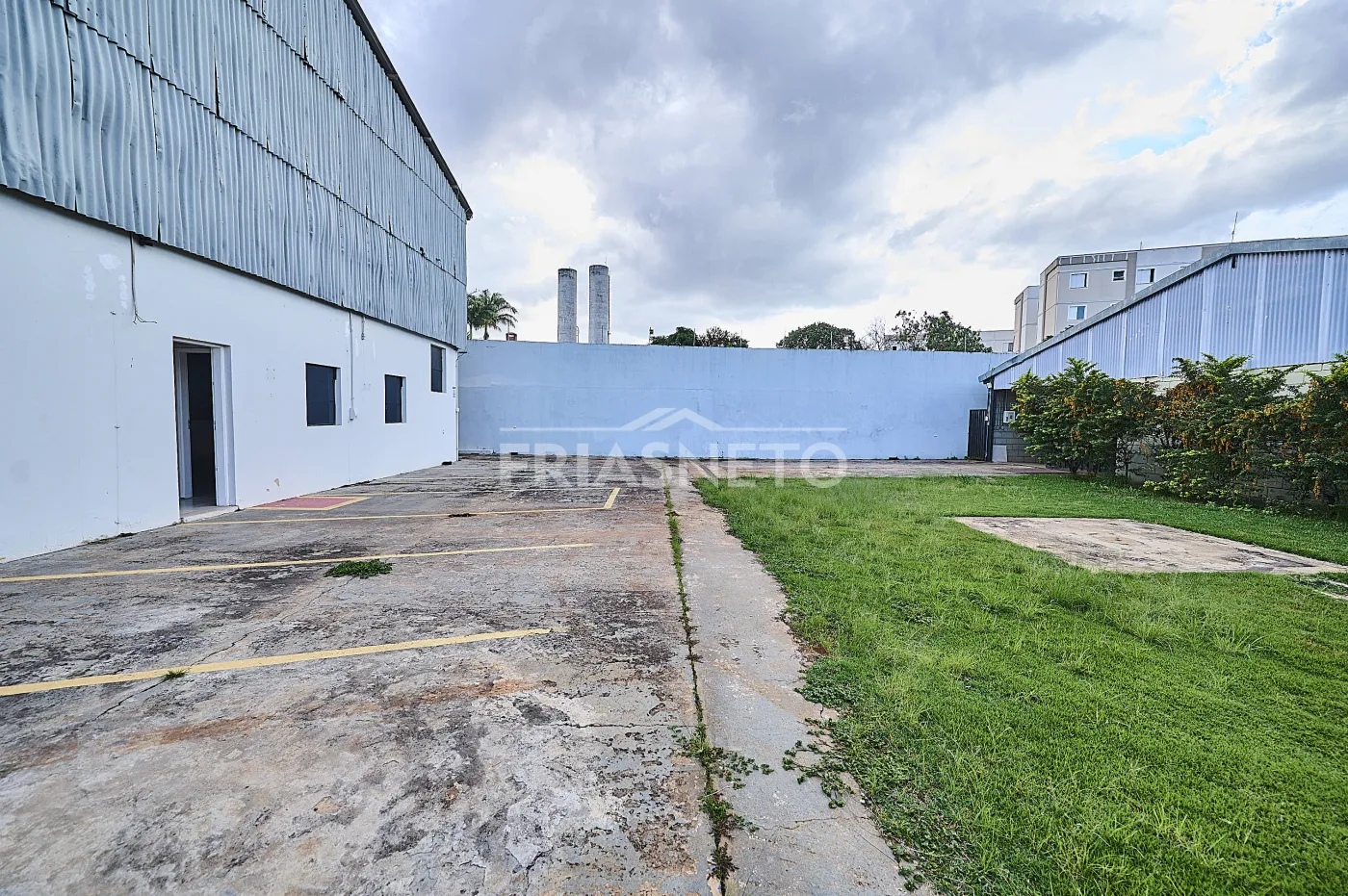 Alugar Comercial / Galp&atilde;o em Piracicaba R$ 20.000,00 - Foto 37