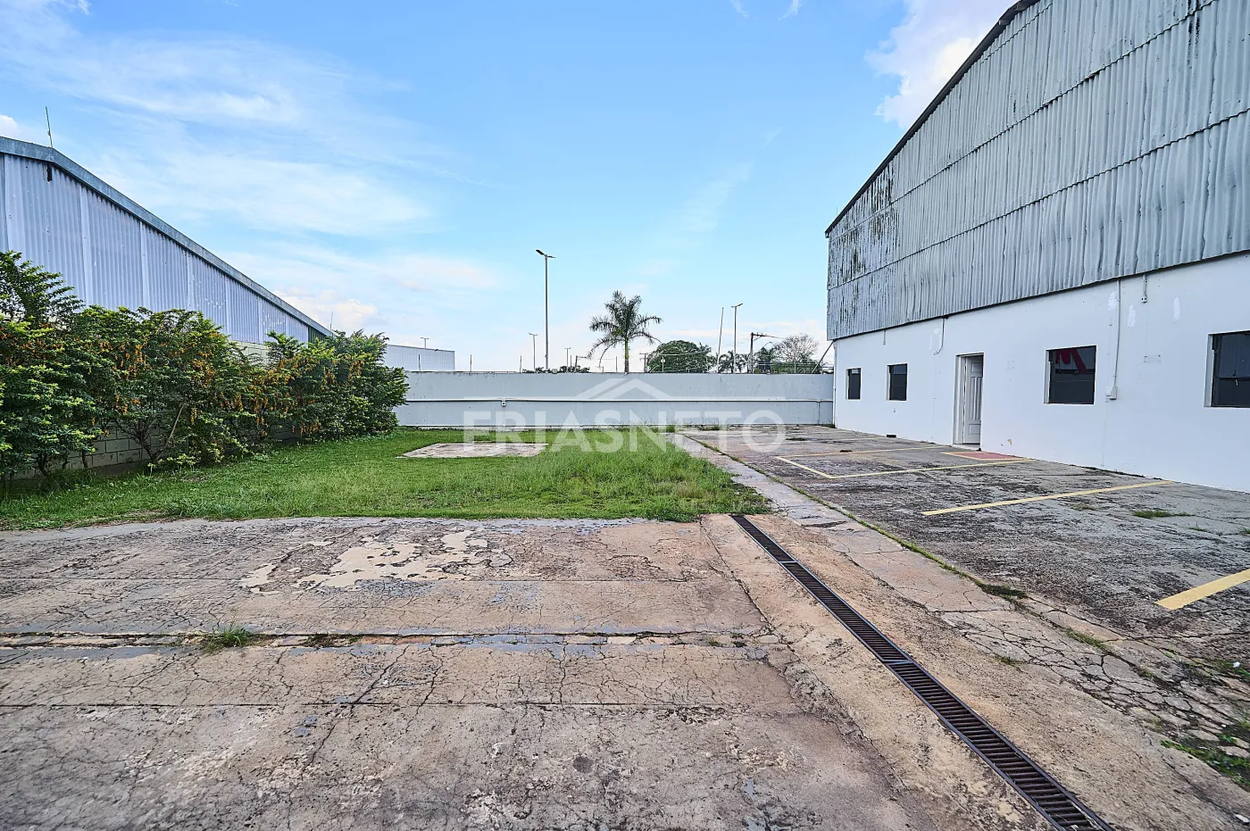 Alugar Comercial / Galp&atilde;o em Piracicaba R$ 20.000,00 - Foto 38