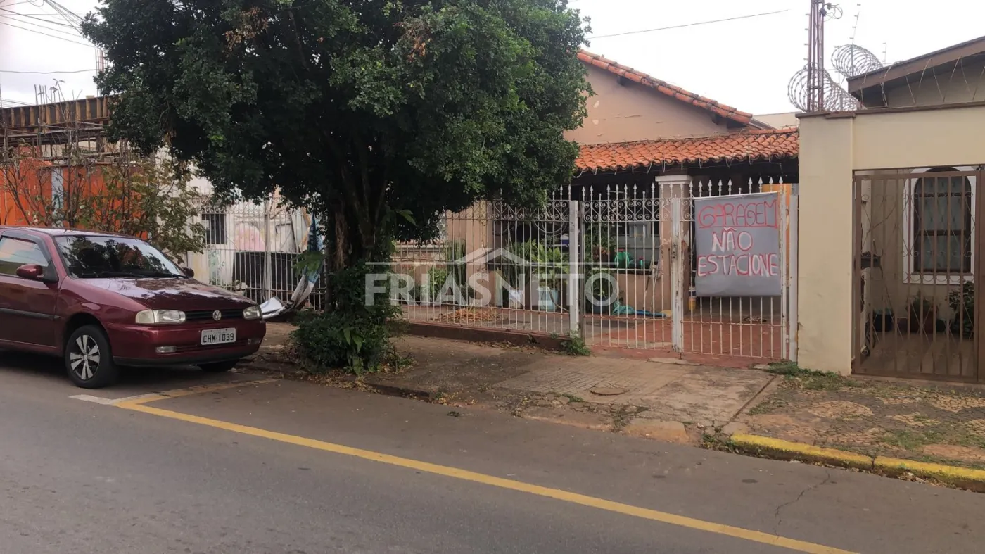Comprar Residencial / Casa em Piracicaba - Foto 1