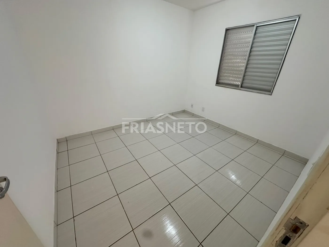 Alugar Residencial / Apartamento em Piracicaba R$ 1.000,00 - Foto 4