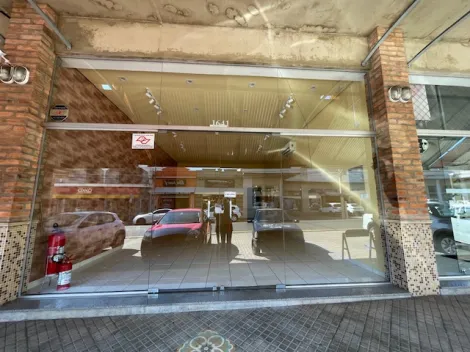 Piracicaba Centro Comercial Locacao R$ 3.500,00  Area do terreno 2297.36m2 Area construida 80.70m2