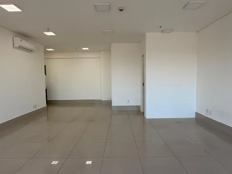Piracicaba Centro Comercial Locacao R$ 7.000,00 Condominio R$1.022,41  2 Vagas Area construida 78.89m2