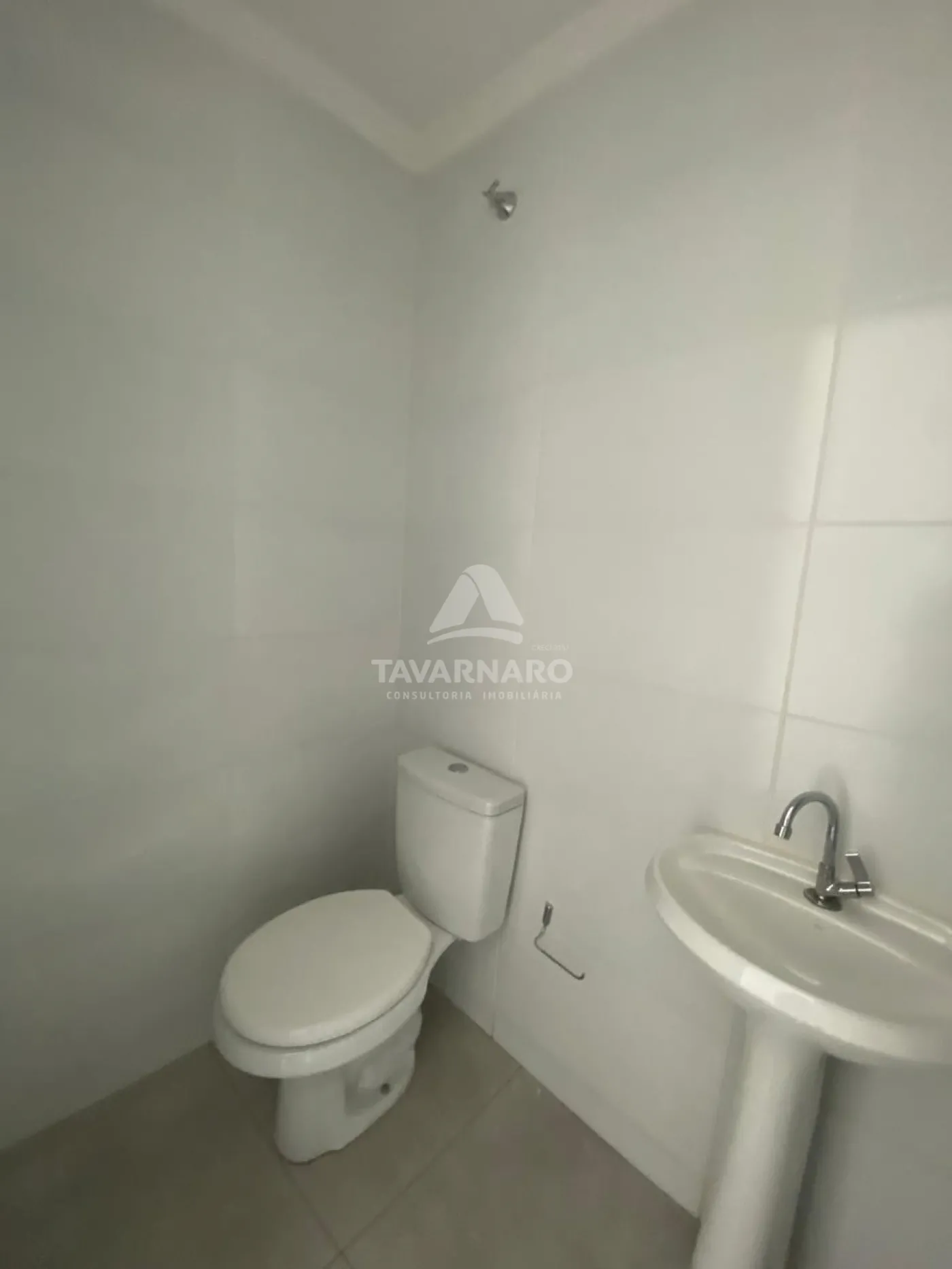 Alugar Comercial / Loja em Ponta Grossa R$ 1.300,00 - Foto 7