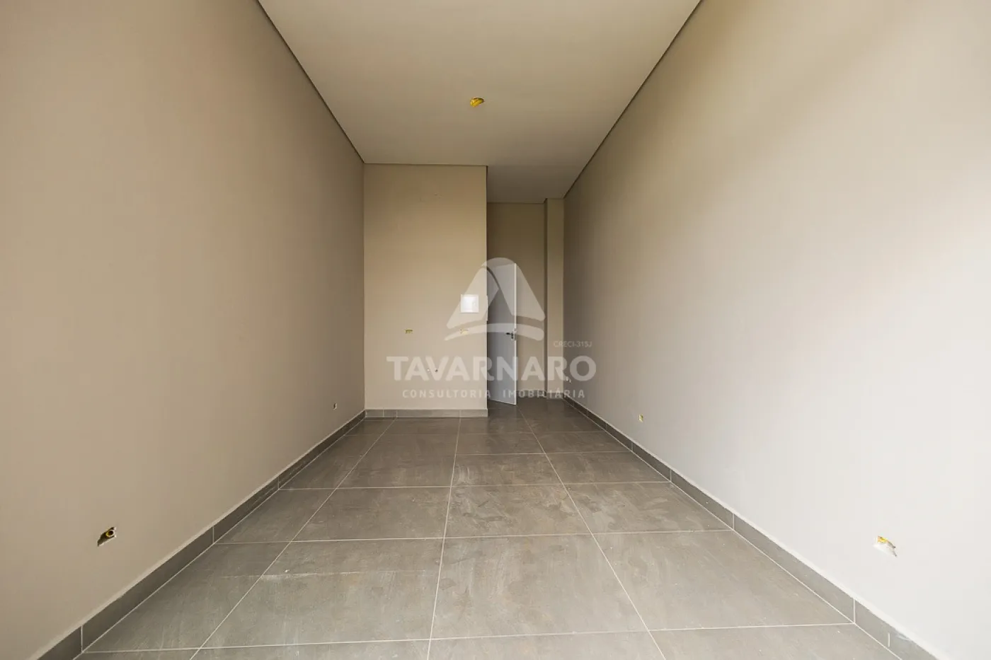 Alugar Comercial / Loja em Ponta Grossa R$ 599,99 - Foto 8