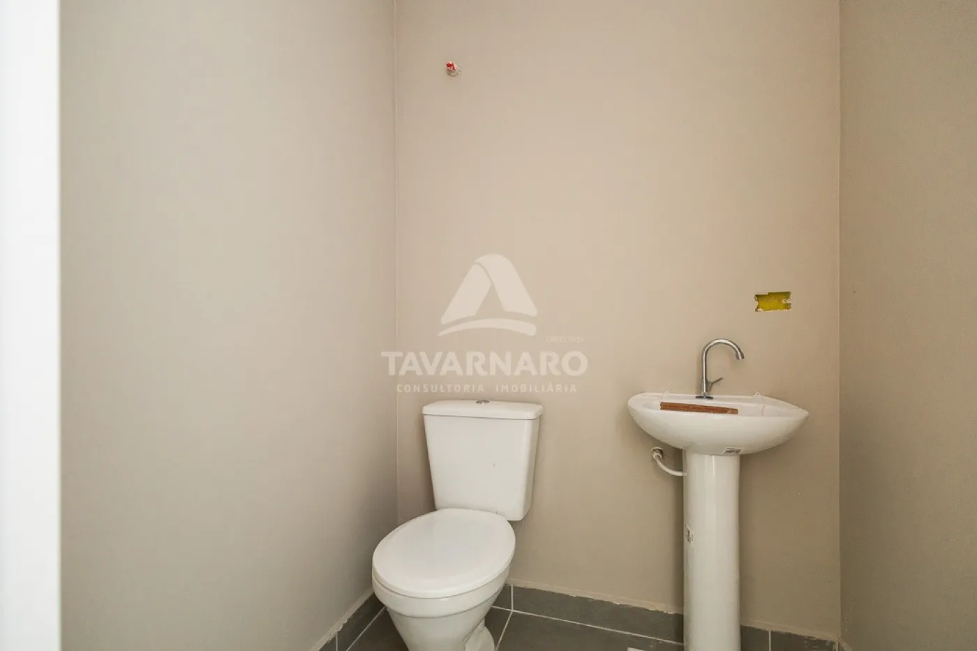 Alugar Comercial / Loja em Ponta Grossa R$ 599,99 - Foto 10