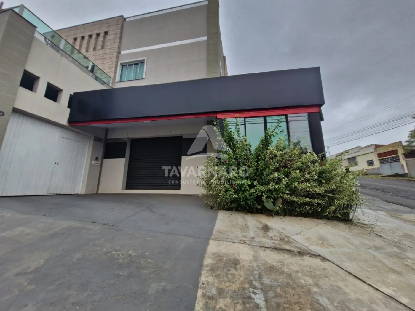 Alugar Comercial / Loja em Ponta Grossa R$ 2.230,00 - Foto 2