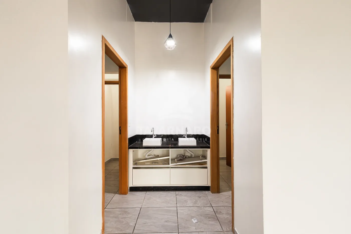 Alugar Comercial / Loja em Ponta Grossa R$ 6.900,00 - Foto 13