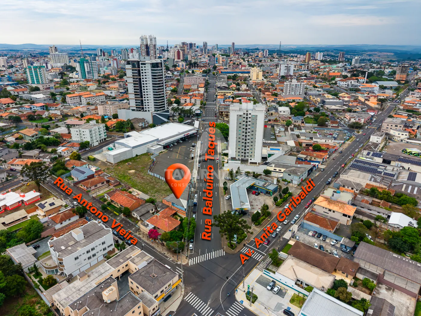 Alugar Comercial / Loja em Ponta Grossa R$ 6.900,00 - Foto 17