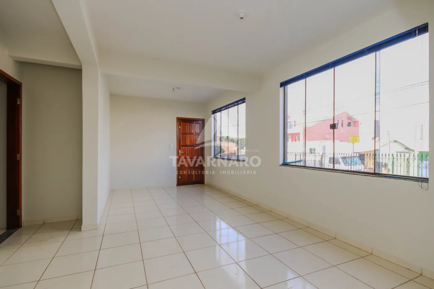 Alugar Comercial / Loja em Ponta Grossa R$ 3.200,00 - Foto 3