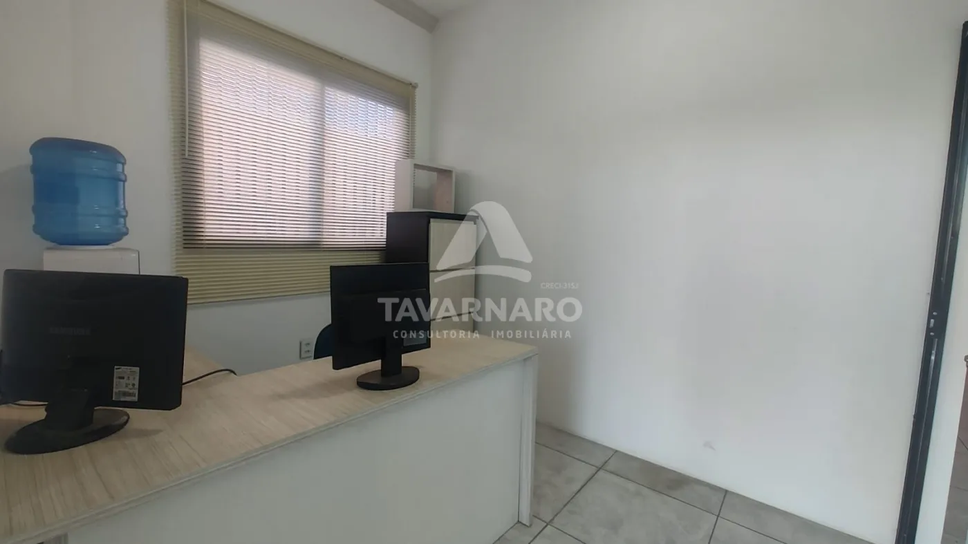 Alugar Comercial / Loja em Ponta Grossa R$ 1.600,00 - Foto 5