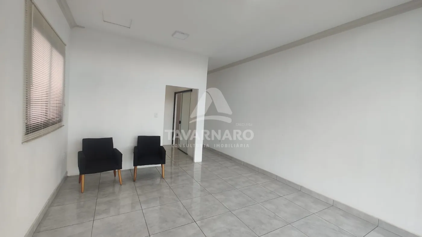 Alugar Comercial / Loja em Ponta Grossa R$ 1.600,00 - Foto 8