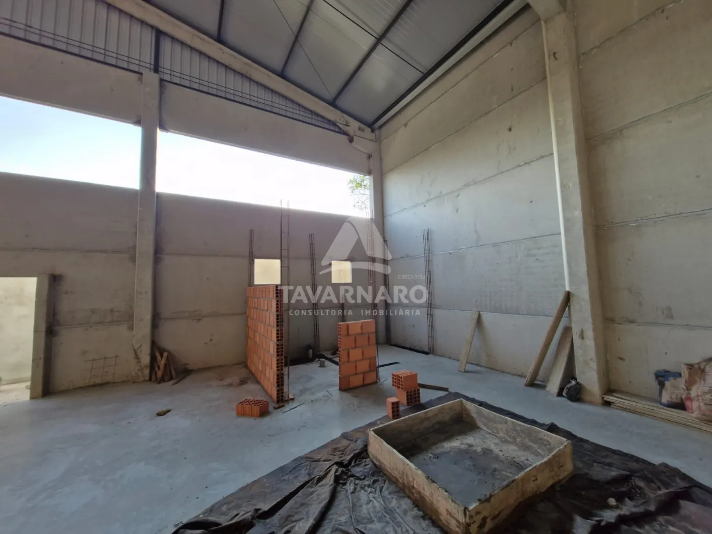 Alugar Comercial / Loja em Ponta Grossa R$ 6.600,00 - Foto 8