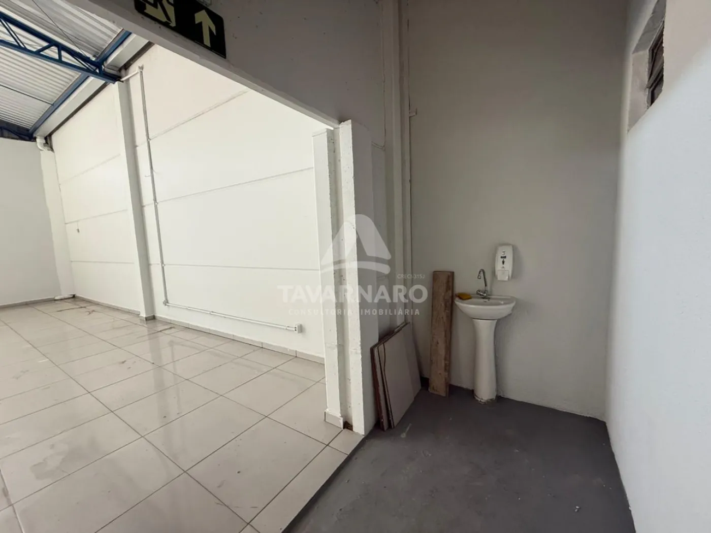 Alugar Comercial / Loja em Ponta Grossa R$ 5.300,00 - Foto 8