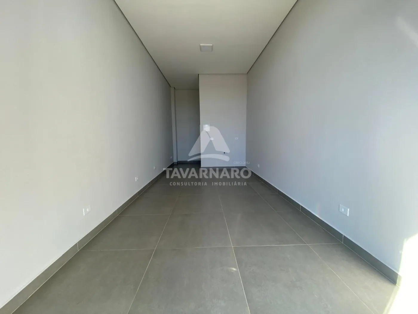 Alugar Comercial / Loja em Ponta Grossa R$ 599,99 - Foto 2