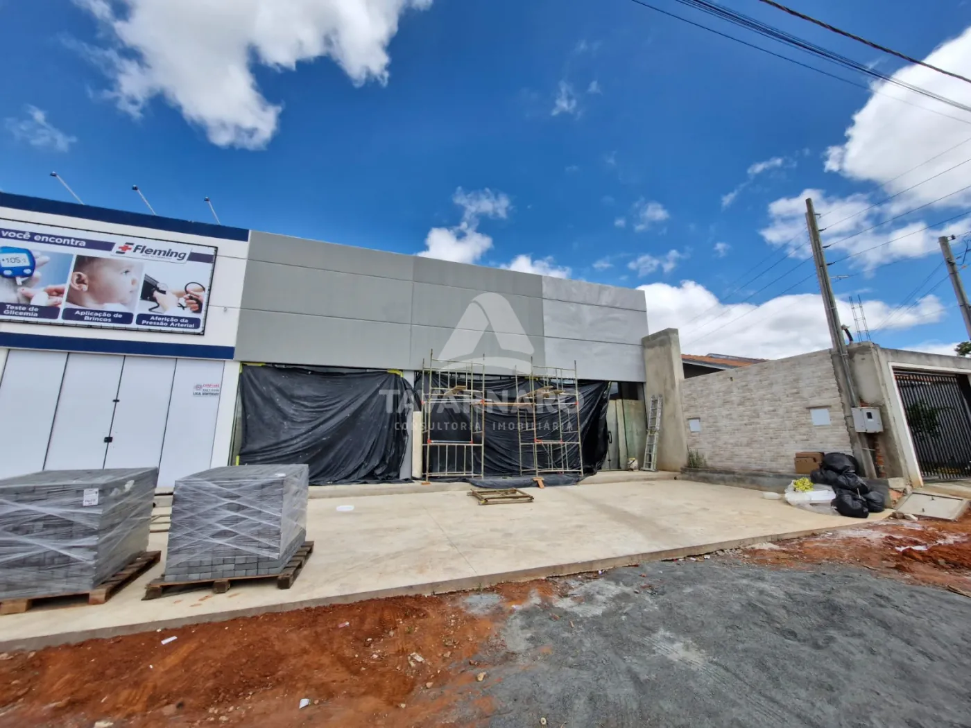 Alugar Comercial / Loja em Ponta Grossa R$ 5.082,00 - Foto 2