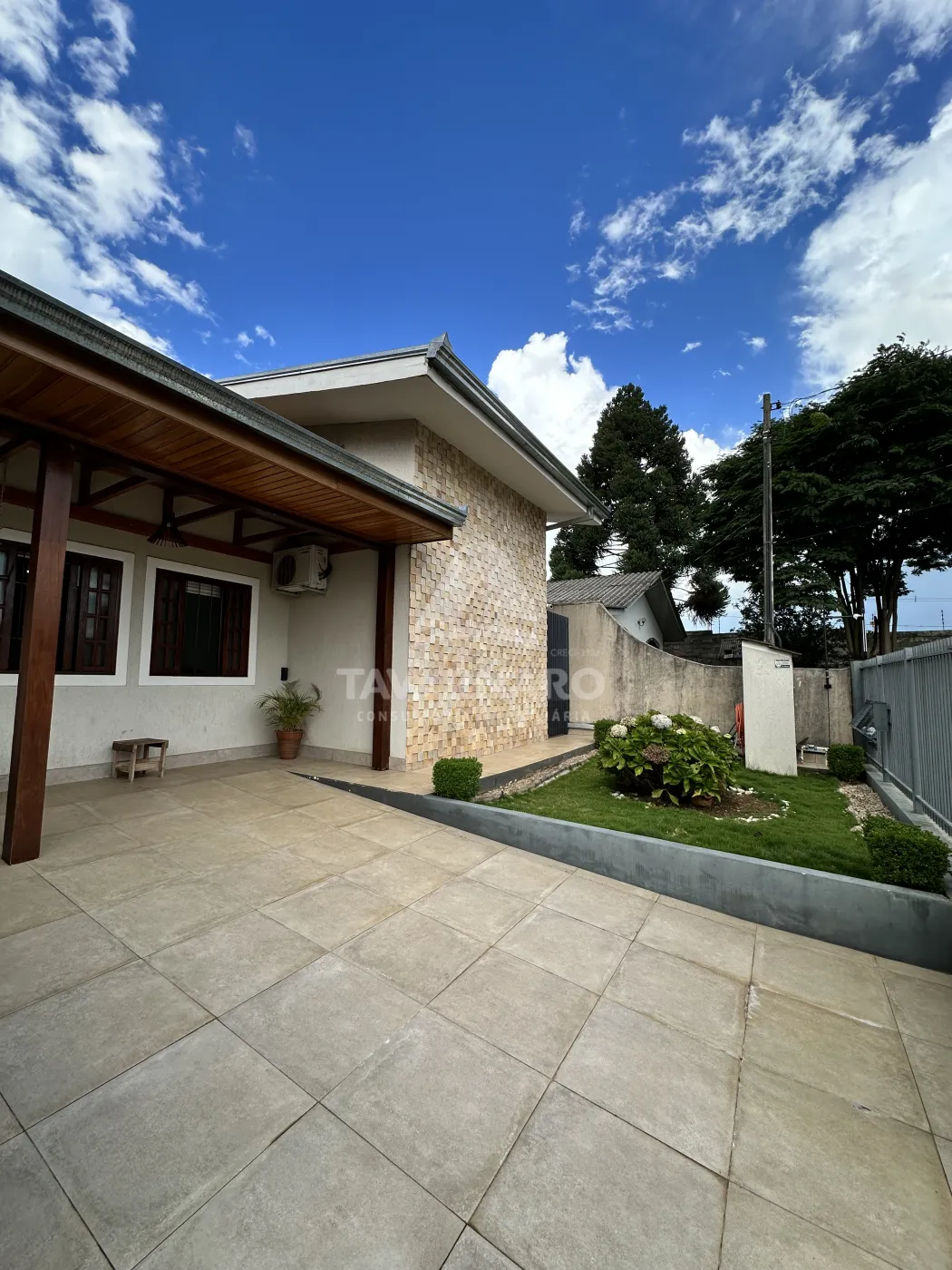 Casa, 3 quartos, 224 m² - Foto 1