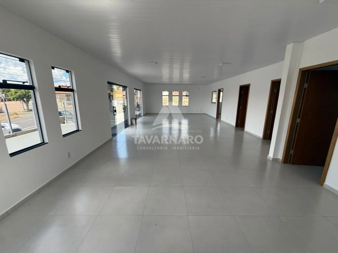 Alugar Comercial / Loja em Ponta Grossa R$ 4.000,00 - Foto 3