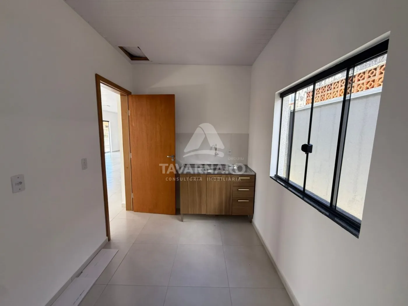 Alugar Comercial / Loja em Ponta Grossa R$ 4.000,00 - Foto 8
