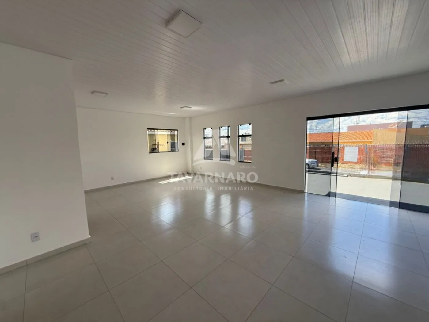 Alugar Comercial / Loja em Ponta Grossa R$ 4.000,00 - Foto 4